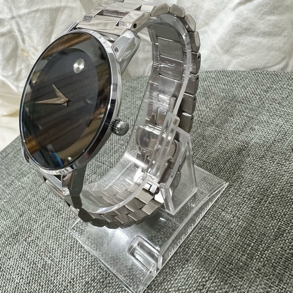 NWOT..Fashion Jewelry Mens Stainless Steel Watch. Business Watch Very Sl… - Picture 6 of 16